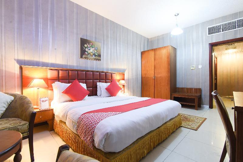 Oyo 274 California Suites Fudschaira Exterior foto